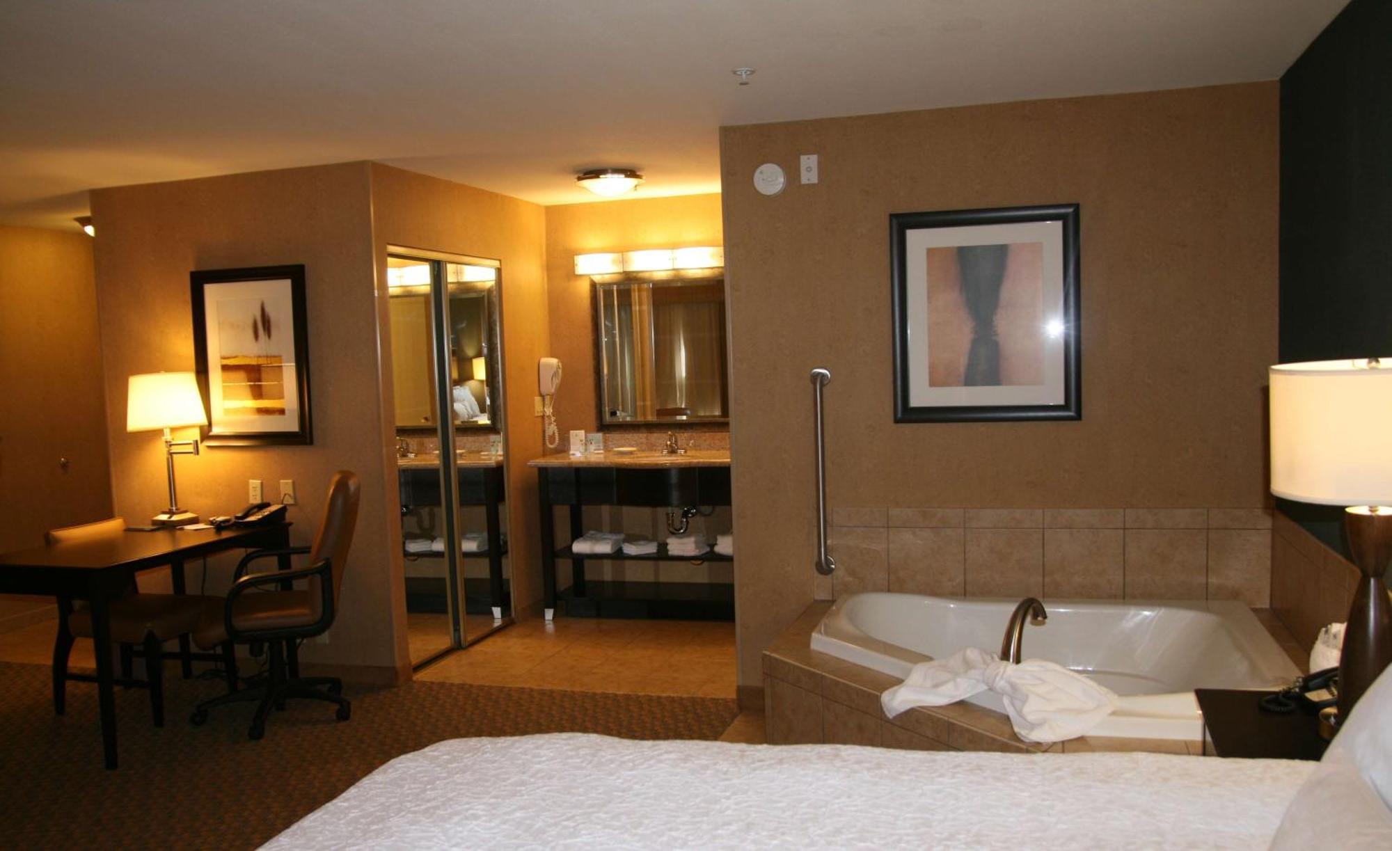 Hampton Inn And Suites Barstow Bagian luar foto
