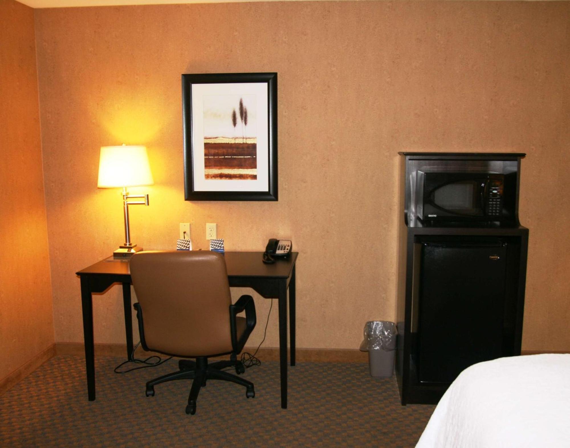 Hampton Inn And Suites Barstow Bagian luar foto