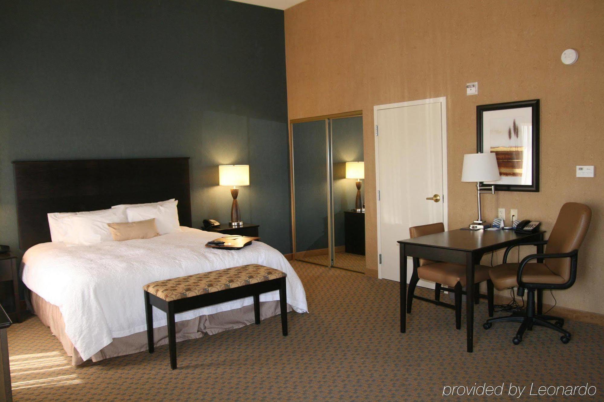 Hampton Inn And Suites Barstow Bagian luar foto